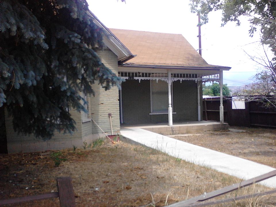 2nd image of 1224 Josephine Ave