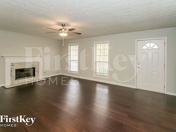 3rd image of 73 Brandon Woods Cir