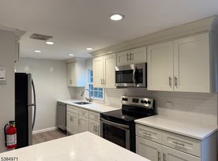 200 N Lehigh Ave, Cranford, NJ 07016