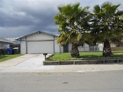 5 Flaum Ct photo 1