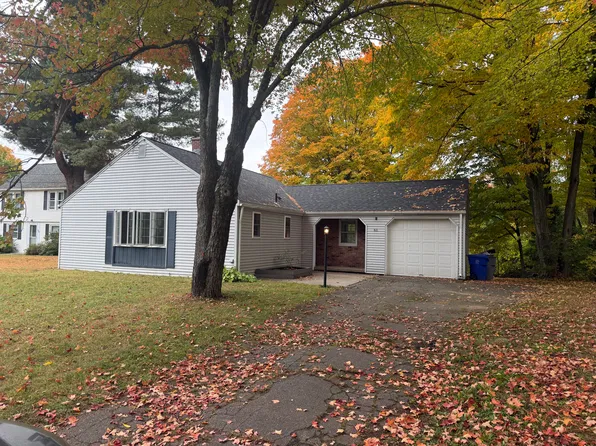 61 N Maple St, Enfield, CT 06082