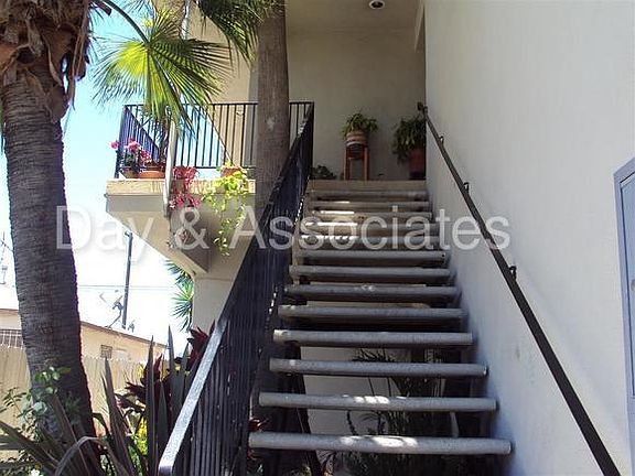 4th image of 24513 S Avalon Blvd APT 3