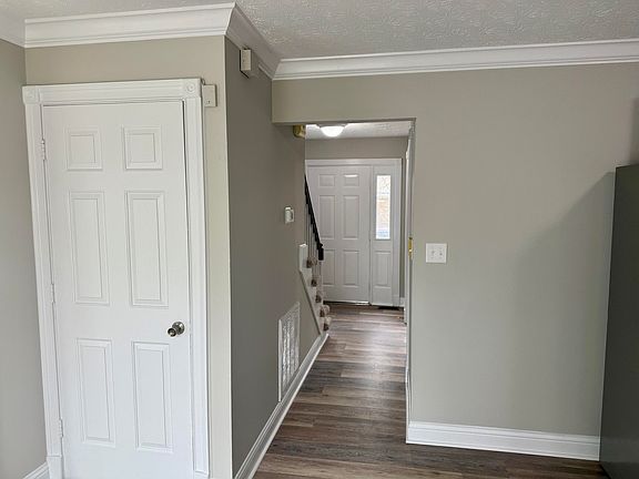 4th image of 882 Jairus Dr