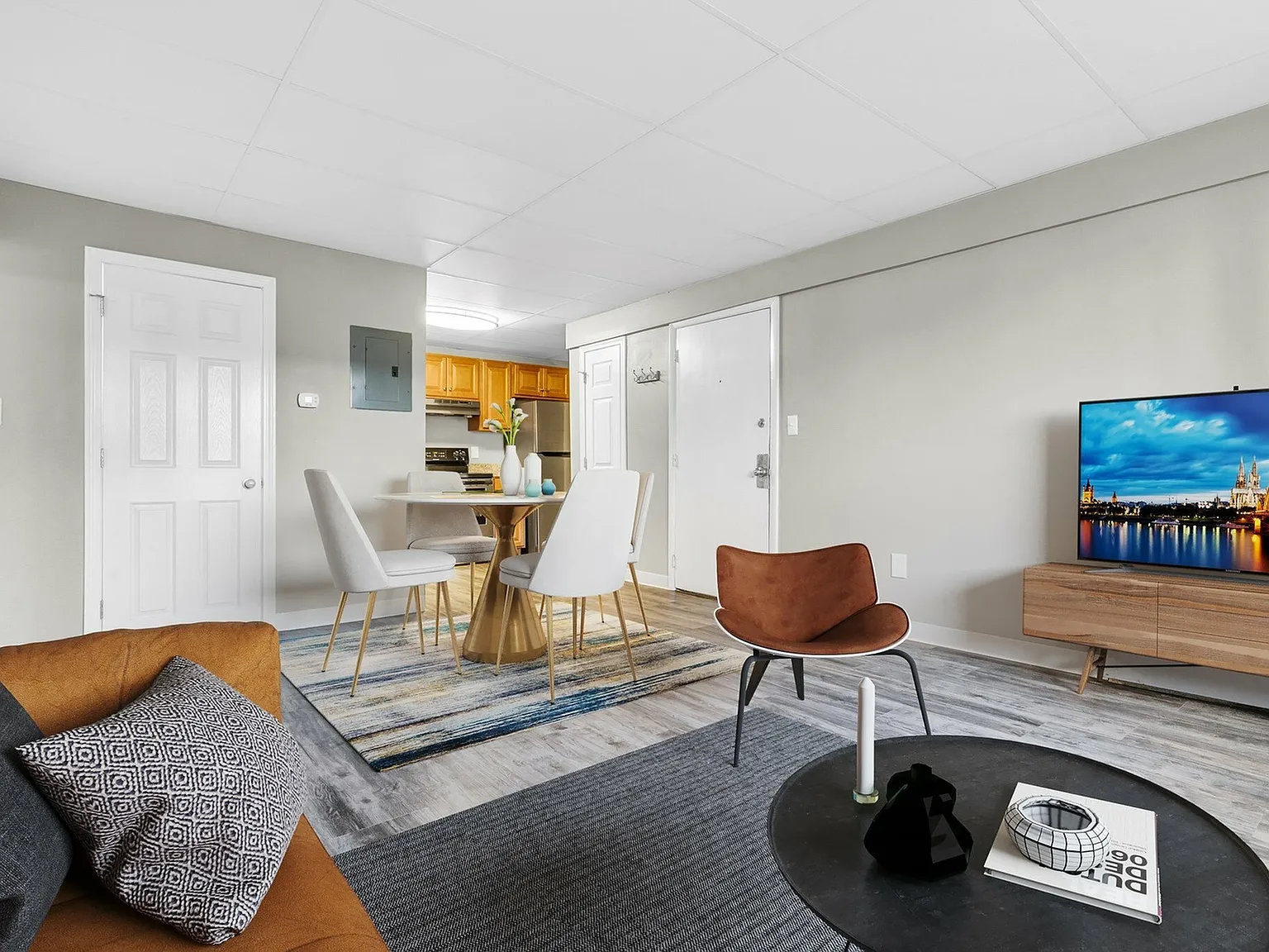 The Bellamy Apartments — Photo 4
