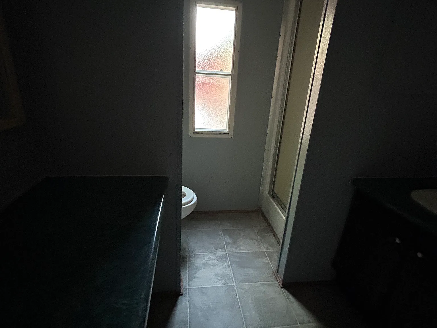 3 bed, 1216 sqft, $1,300 — Photo 2