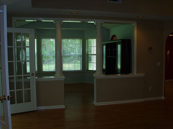 Dining Room Entry
