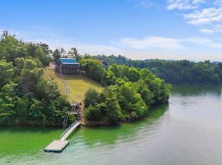 702 Chris Way, Sevierville, TN 37876