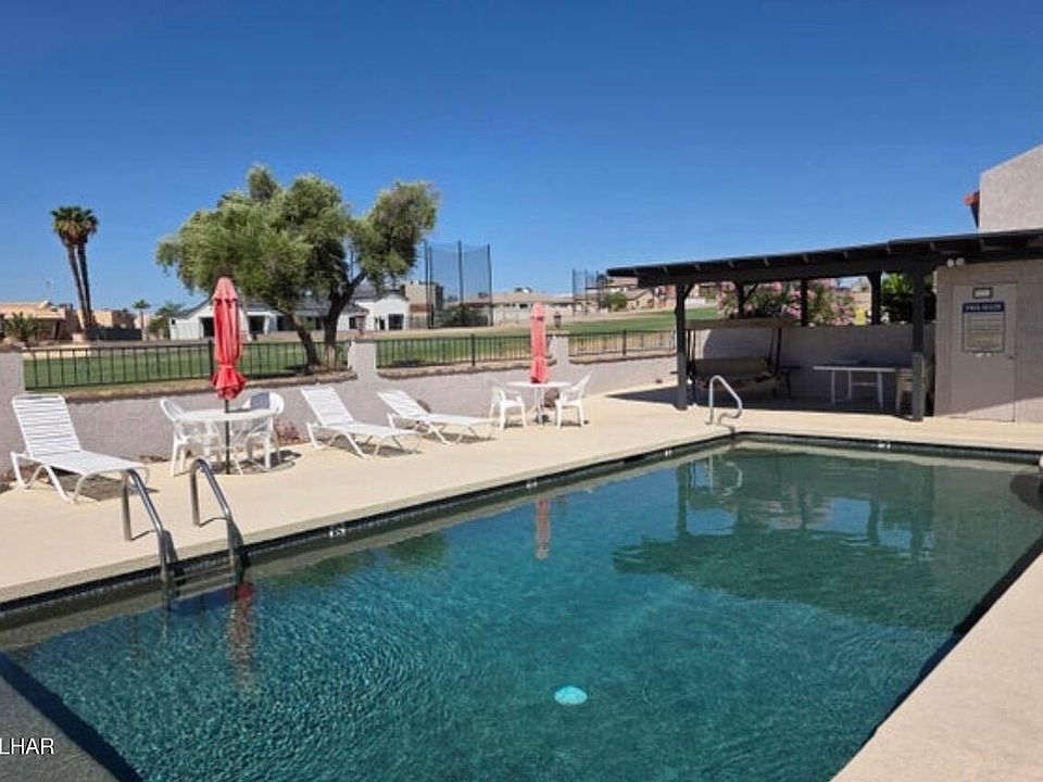 2nd image of 2673 Jamaica Blvd S APT 5
