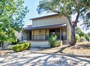 502 Oakland Hills Ln, Kerrville, TX 78028