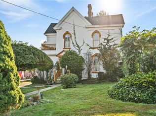 900 Stanton St, Monongahela, PA