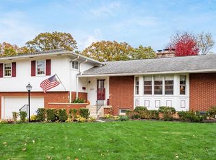 3178 Bembridge Rd, Columbus, OH 43221