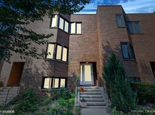 1322 E 48th St, Chicago, IL