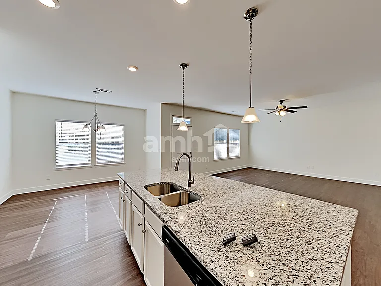 4985 Chutney Dr — Photo 4