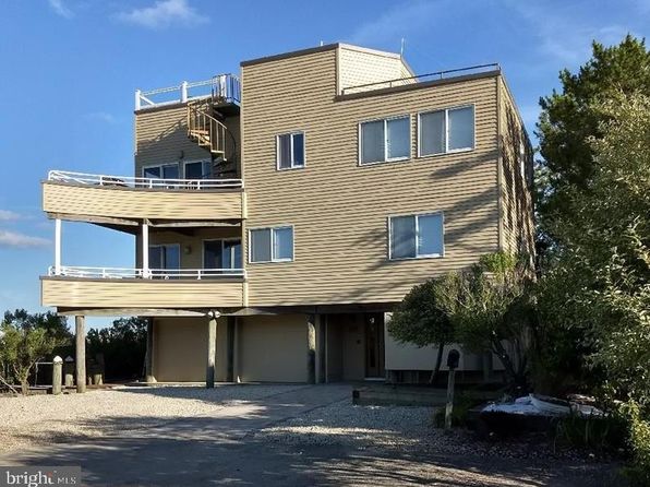 9 Arnold Blvd