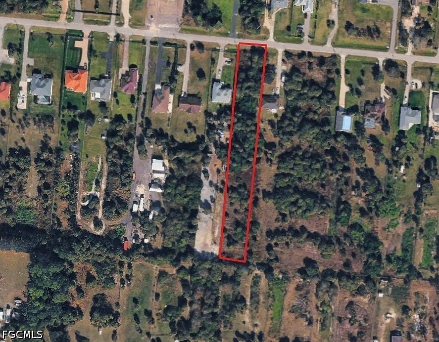 2nd image of 22 Avenue NE