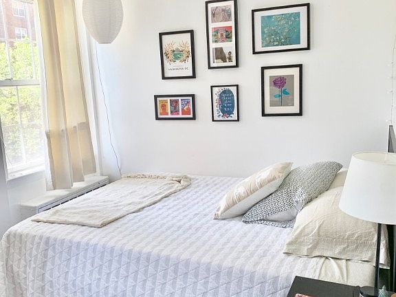 5th image of 349 W 29th St APT 4A