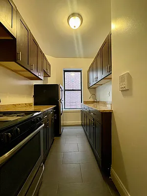 Rented by Mauro Bros Real Estate Services LLC | media 7