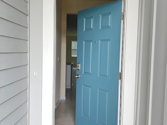 2nd image of 122 Pasarela Dr