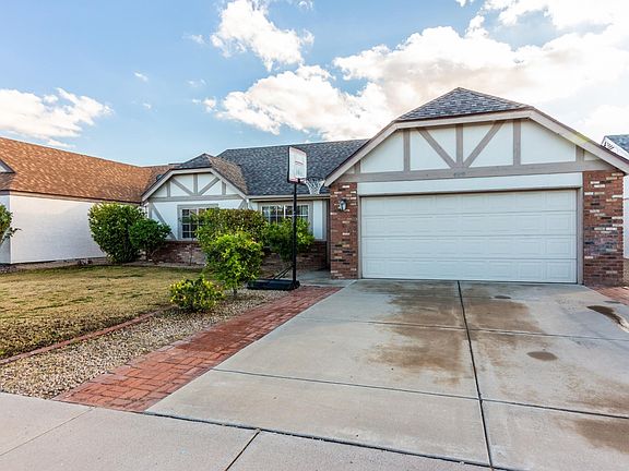 3rd image of 4919 W Morrow Dr