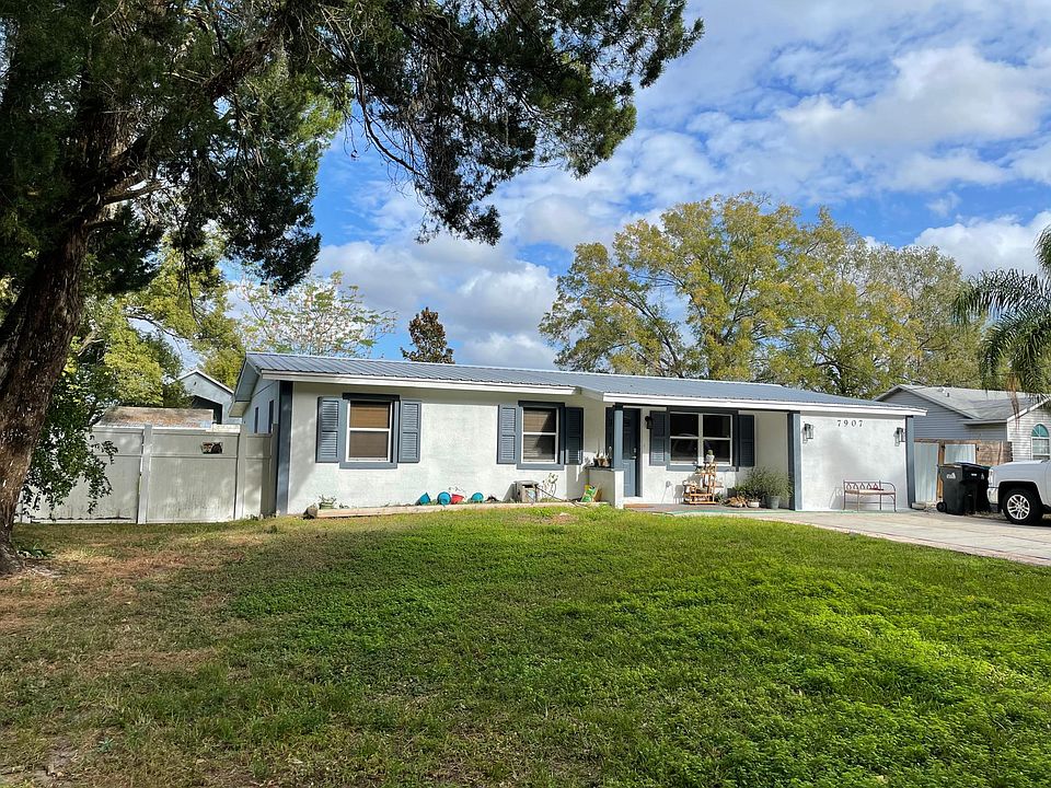 1st image of 7907 Carolina Ln