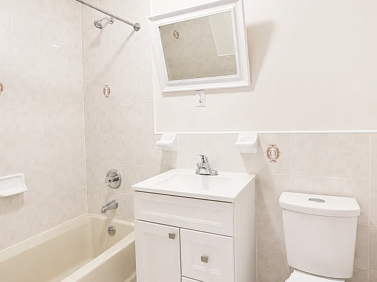 75 E 28th St #2 — Photo 7