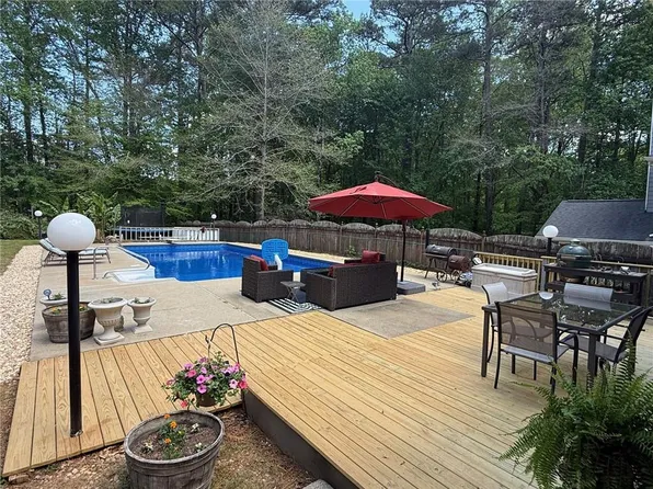 1286 Tred Avon Way SW, Lilburn, GA 30047