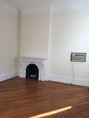 Rented by Picture Realty Inc. | media 23