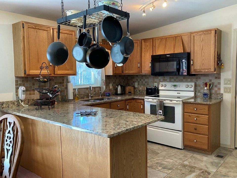 2139 NH Route 118, Dorchester, NH 03266 Zillow