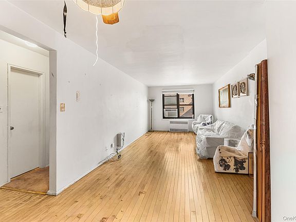 5th image of 87-40 Francis Lewis Boulevard #42B