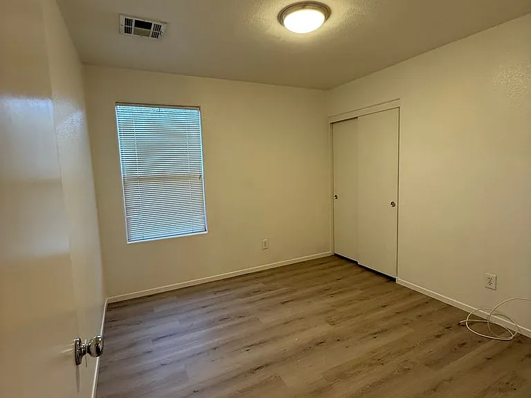 1358 Grass Creek Ave #1 — Photo 10