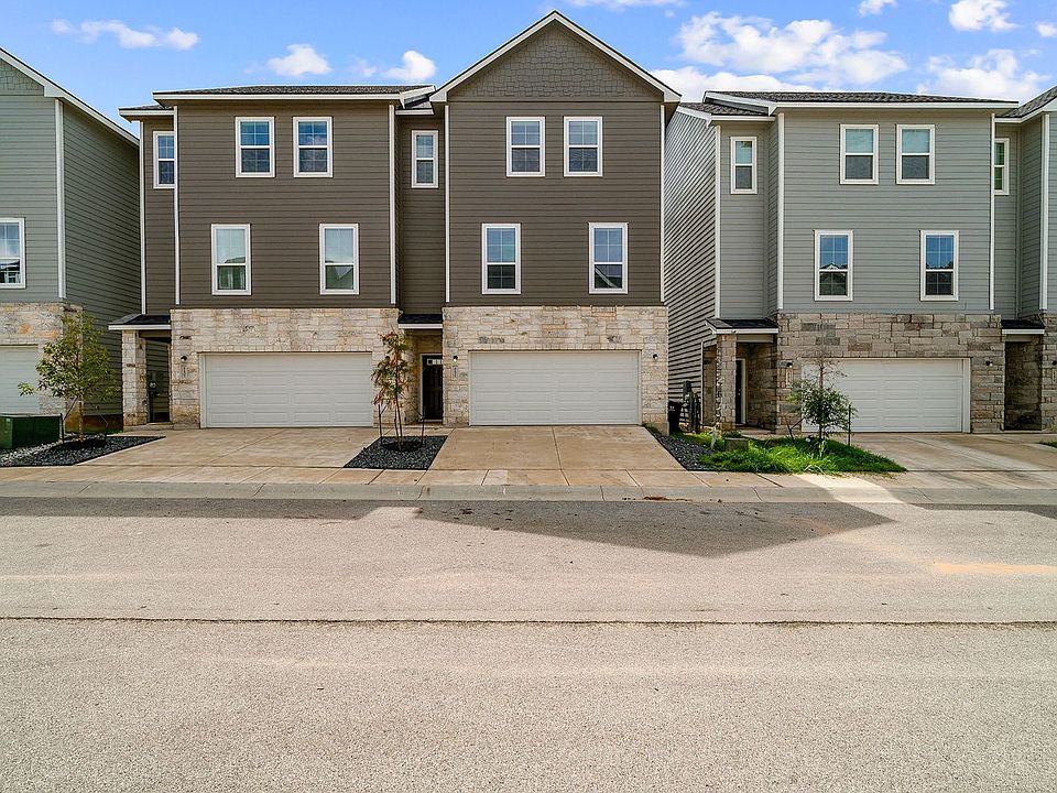 1st image of 21511 Sir Walter Ln