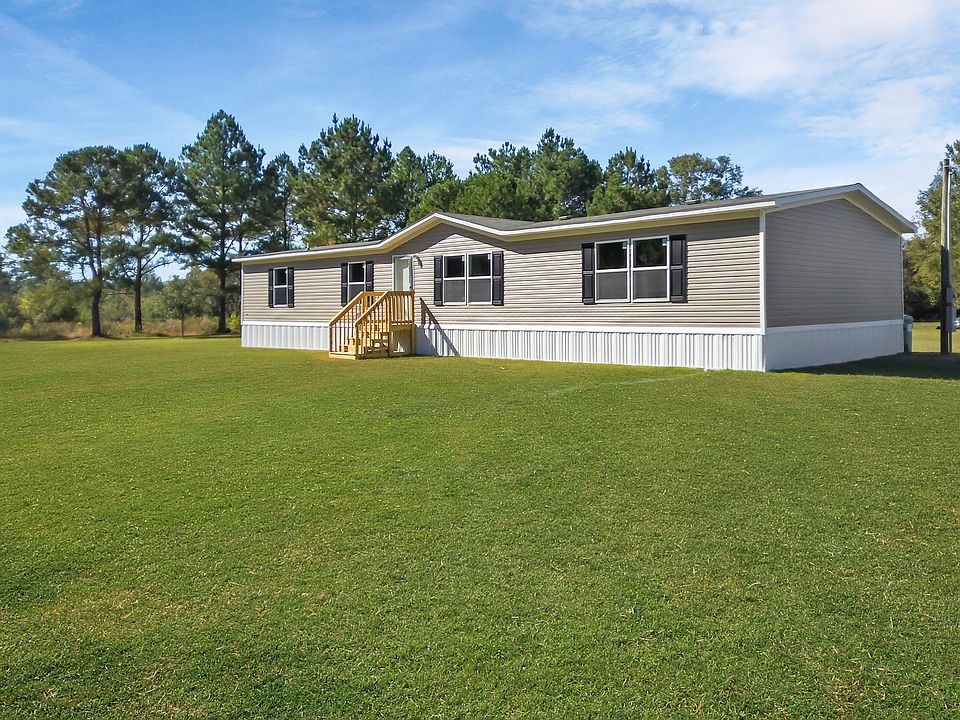 304 Caufield Ct, Holly Hill, SC 29059