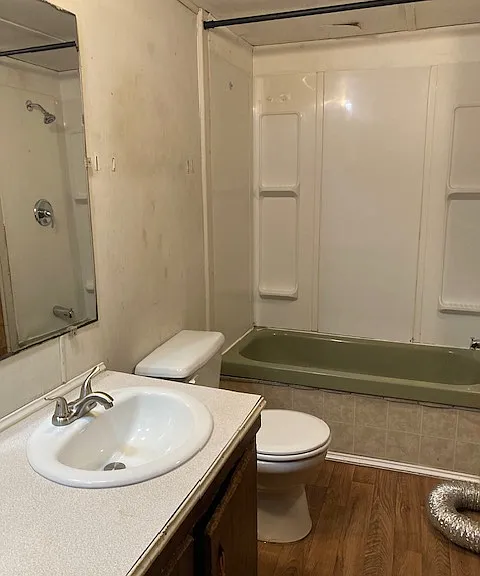 2900 Grand Ave — Photo 8