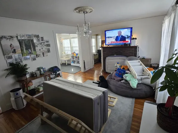 74 Rossiter Ave, Yonkers, NY 10701