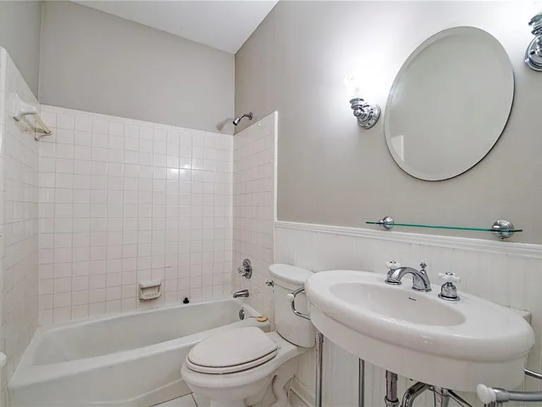 1150 Goodwin Pl — Photo 23