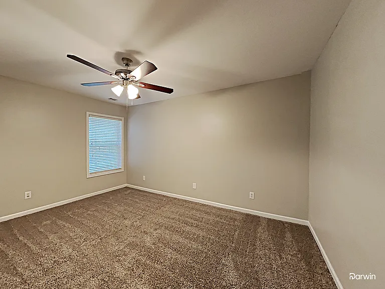 2184 Longmont Dr — Photo 15