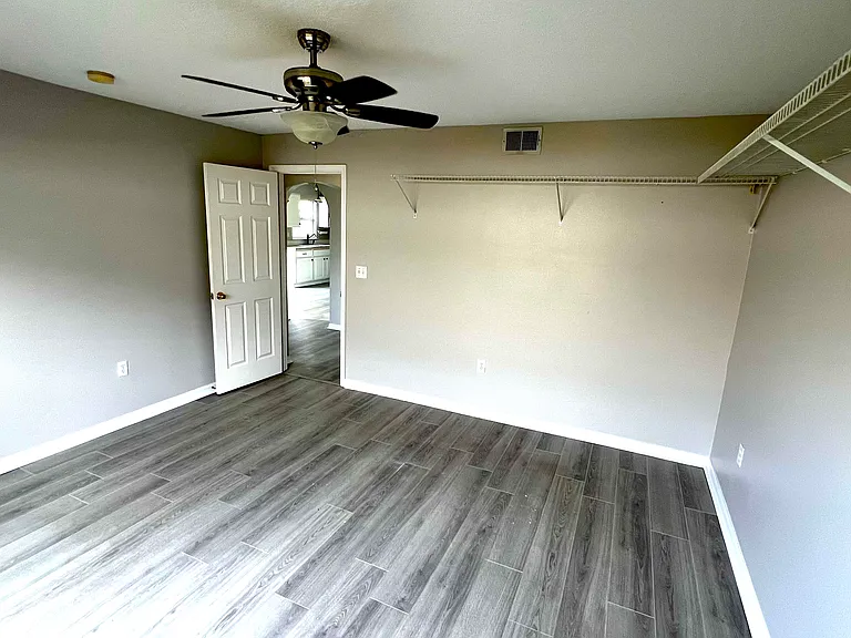 Bonus Room: Office or 5th Bedroom - 2