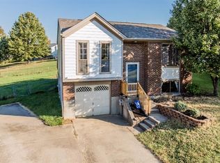 8 W Boesch Dr, Alexandria, KY