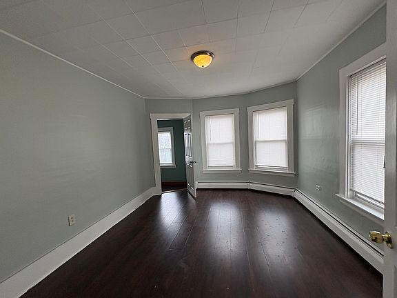 5th image of 131 5th St #3R