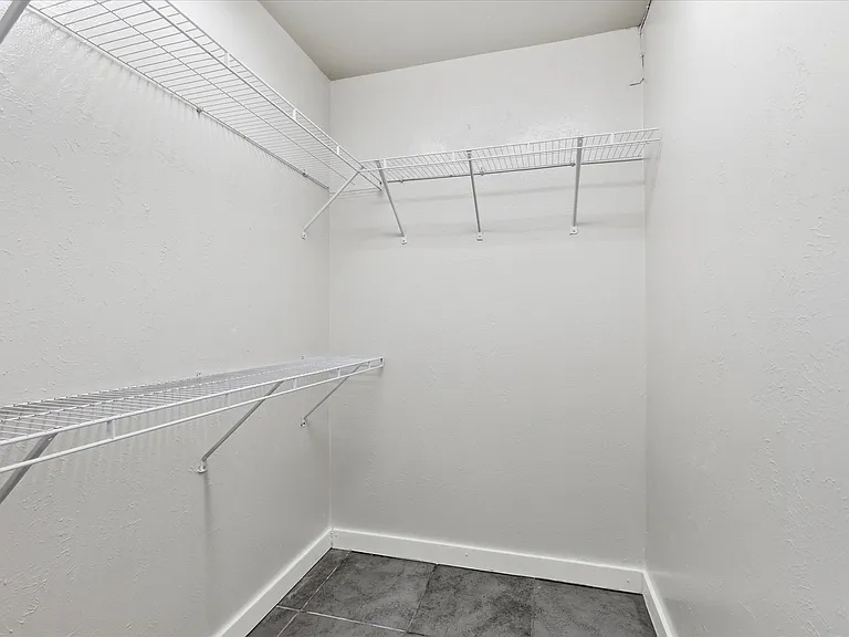 1813 Greenspring Cir — Photo 20