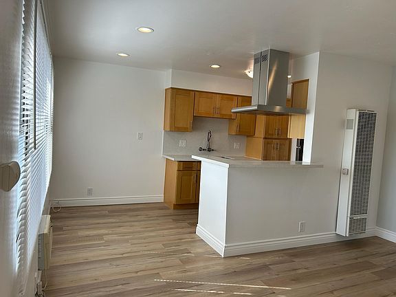 Dining room and brand new designer kitchen