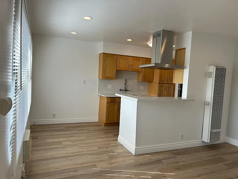 Dining room and brand new designer kitchen