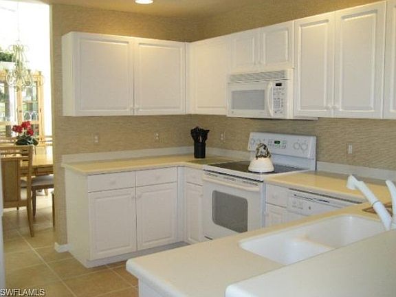 5th image of 3405 Grand Cypress Dr APT 201