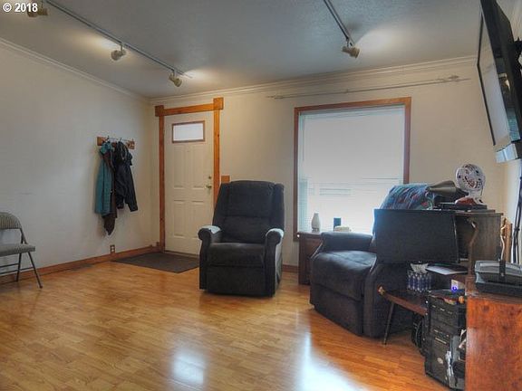 4th image of 10865 NW 311th Ave