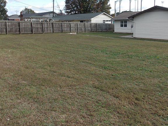 Huge Fenced Back Yard on 2 lots
