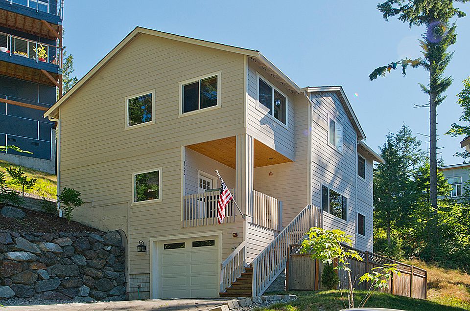 1st image of 21146 NE 15th St