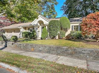 36 Lincoln Ave, Providence, RI 02906