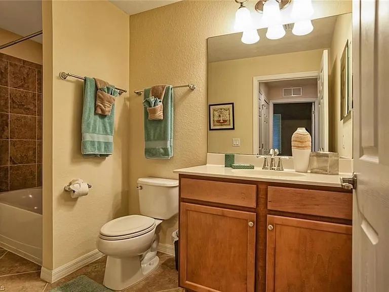9727 Acqua Ct #425 — Photo 14