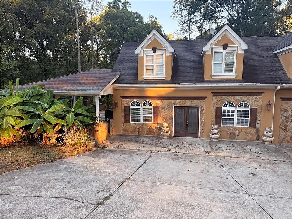 1541 McConnell Rd