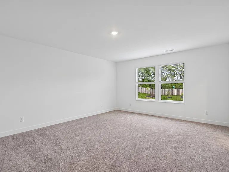 15274 Farrington Way — Photo 33